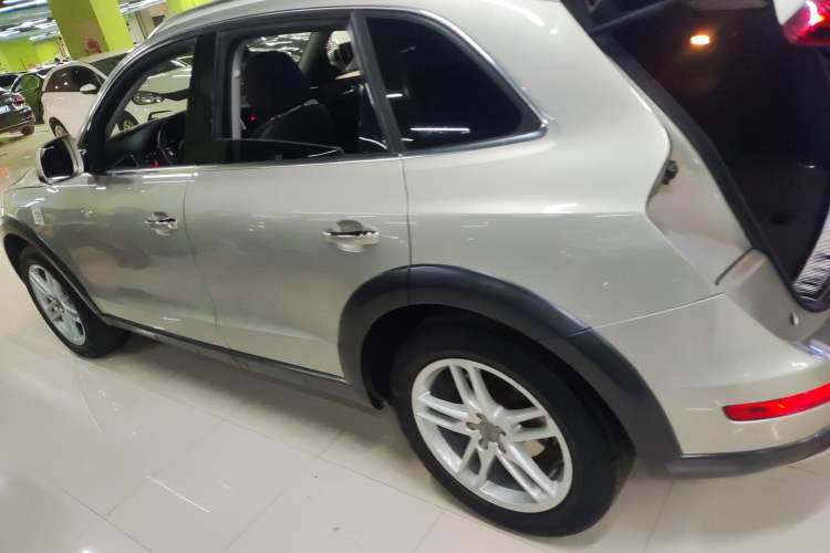 Used Audi Q5 2017 Plus 40 TFSI Technology Model Left Side