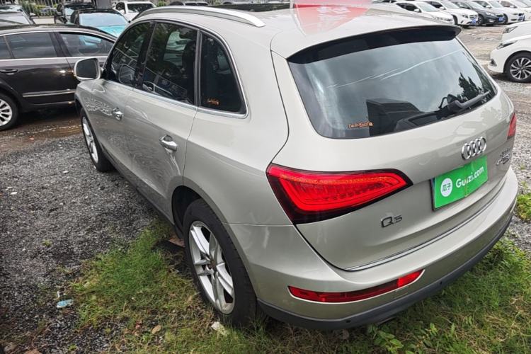 Used Audi Q5 2017 40 TFSI Technology Edition Rear Left 45 Deg