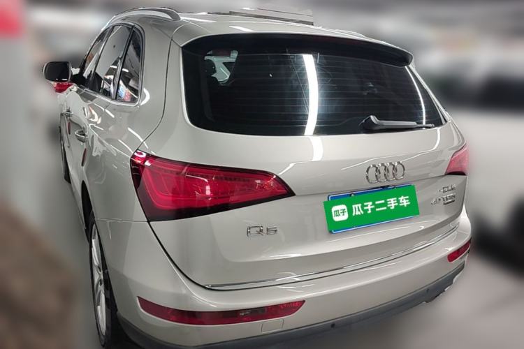 Used Audi Q5 2017 40 TFSI Technology Edition Rear Left 45 Deg