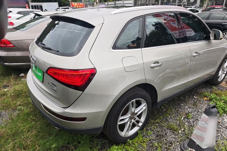 Used Audi Q5 2017 40 TFSI Technology Edition Rear Right 45 Deg