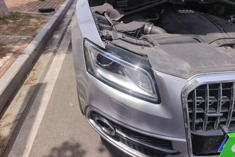 Used Audi Q5 2017 Plus 40 TFSI Ambition Model Right Front Headlight