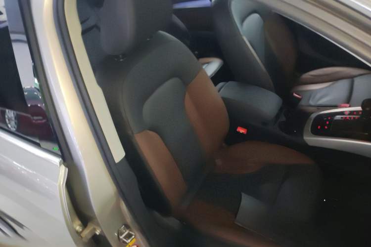 Used Audi Q5 2017 Plus 40 TFSI Technology Model Right Front Seat