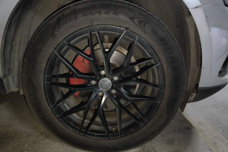 Used Audi Q5 2017 40 TFSI Ambition Edition Right Front Wheel Hub