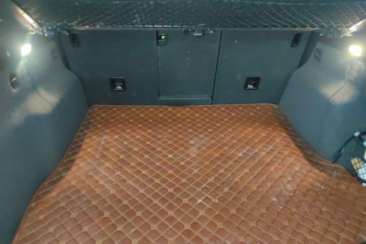 Used Audi Q5 2017 Plus 40 TFSI Technology Model Trunk