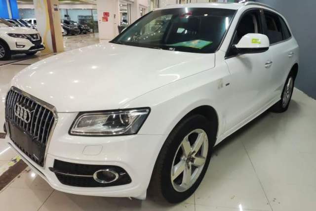 Used Audi Q5 2017 Plus 40 TFSI Ambition Model