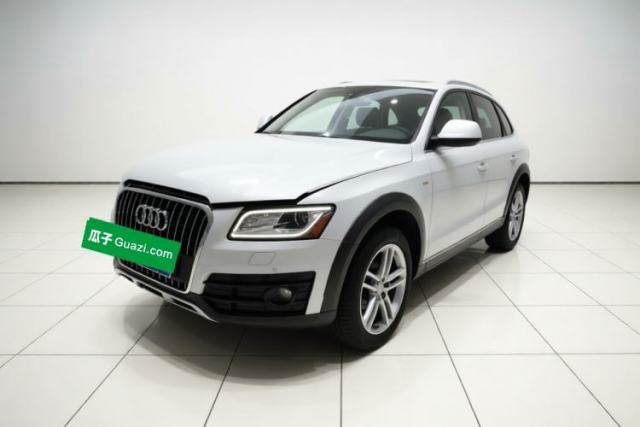 Used Audi Q5 2017 Plus 40 TFSI Technology Model