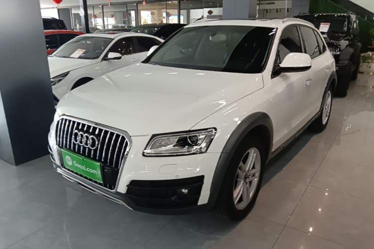 Used Audi Q5 2017 Plus 40 TFSI Technology Model Guazi used car, China used car export, Used car for sale, Used  cars, Cheapest cars for sale