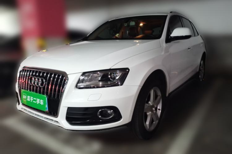 Used Audi Q5 2017 Plus 40 TFSI Ambition Model Guazi used car, China used car export, Used car for sale, Used cars, Cheapest cars for sale