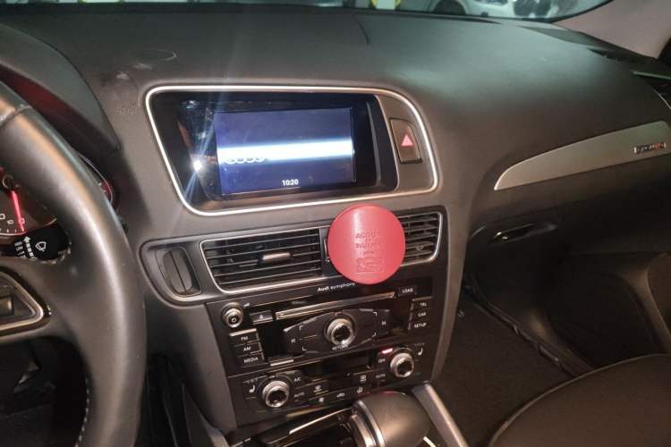 Used Audi Q5 2017 Plus 40 TFSI Technology Model Audio And AC Panel