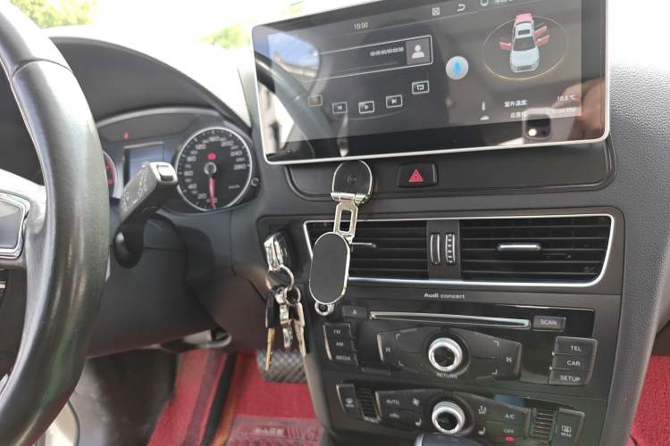 Used Audi Q5 2017 Plus 40 TFSI Ambition Model Audio And AC Panel