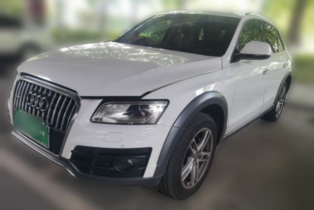 Used Audi Q5 2017 Plus 40 TFSI Comfort Model