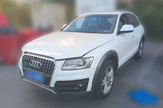 Used Audi Q5 2017 Plus 40 TFSI Technology Model
