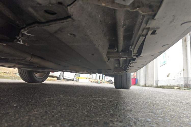 Used Audi Q5 2017 Plus 40 TFSI Ambition Model Chassis Front Left