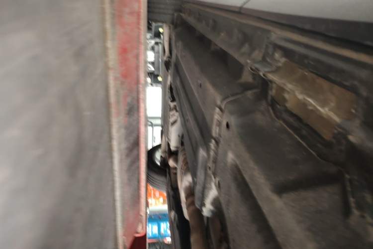 Used Audi Q5 2017 40 TFSI Comfort Model Chassis Rear Left