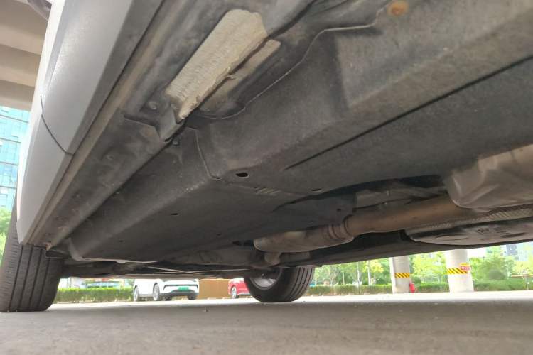 Used Audi Q5 2017 40 TFSI Technology Edition Chassis Rear Left