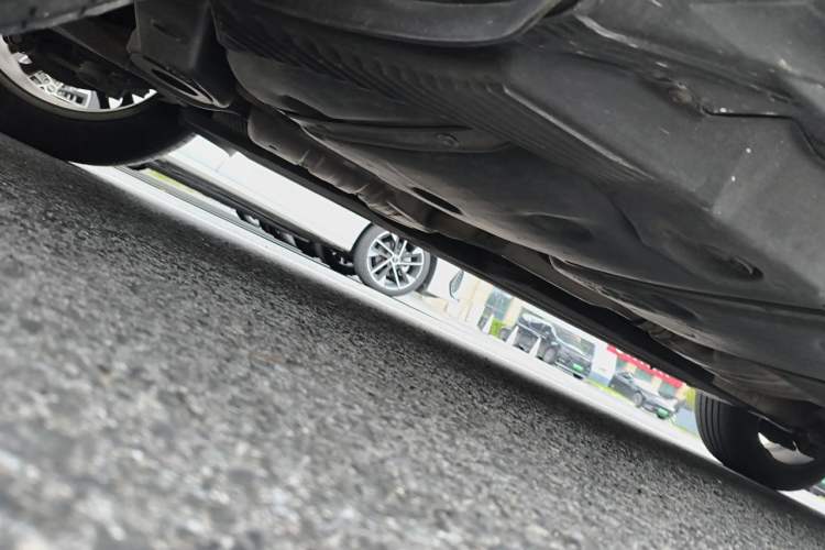 Used Audi Q5 2017 Plus 40 TFSI Technology Model Chassis Rear Right