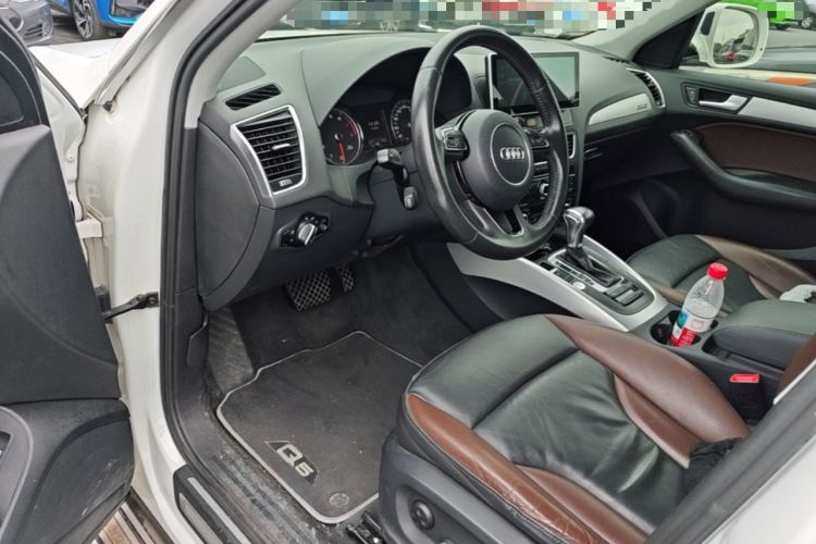 Used Audi Q5 2017 Plus 40 TFSI Technology Model Driver Seat