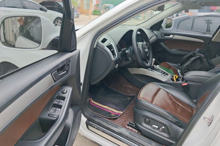 Used Audi Q5 2017 40 TFSI Ambition Edition Driver Seat