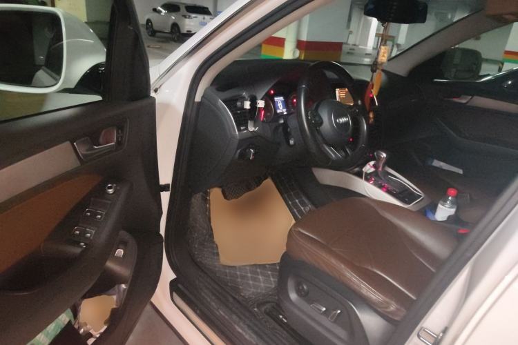 Used Audi Q5 2017 40 TFSI Ambition Edition Driver Seat