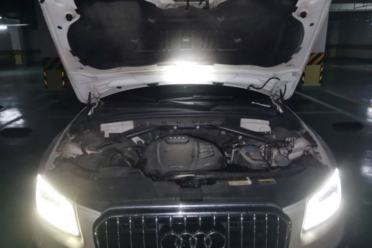 Used Audi Q5 2017 Plus 40 TFSI Technology Model Engine Bay