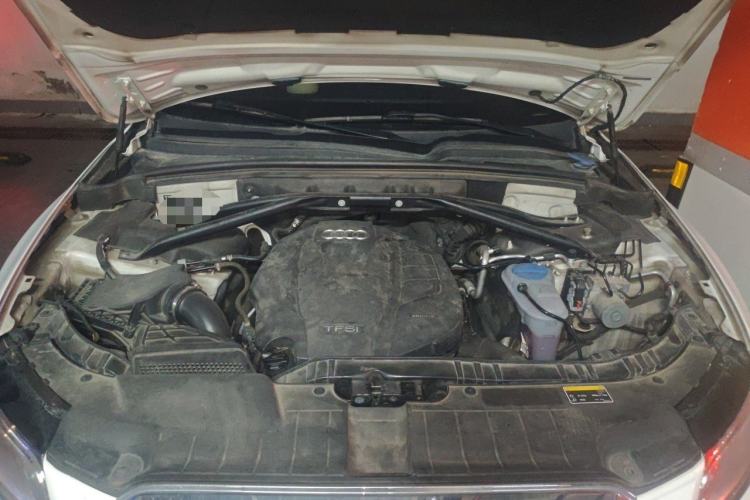 Used Audi Q5 2017 40 TFSI Ambition Edition Engine Bay