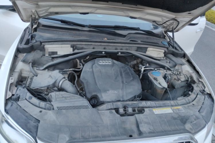 Used Audi Q5 2017 40 TFSI Ambition Edition Engine Bay
