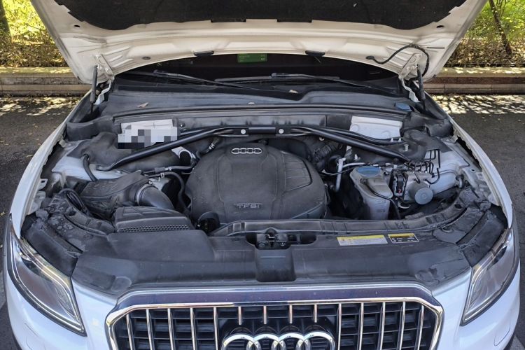 Used Audi Q5 2017 Plus 40 TFSI Technology Model Engine Bay