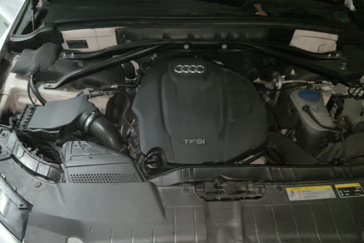Used Audi Q5 2017 Plus 40 TFSI Technology Model Engine Bay