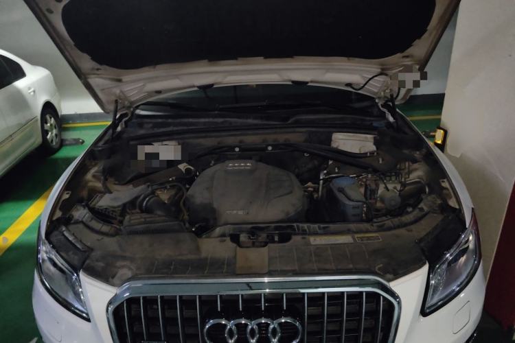 Used Audi Q5 2017 40 TFSI Ambition Edition Engine Bay