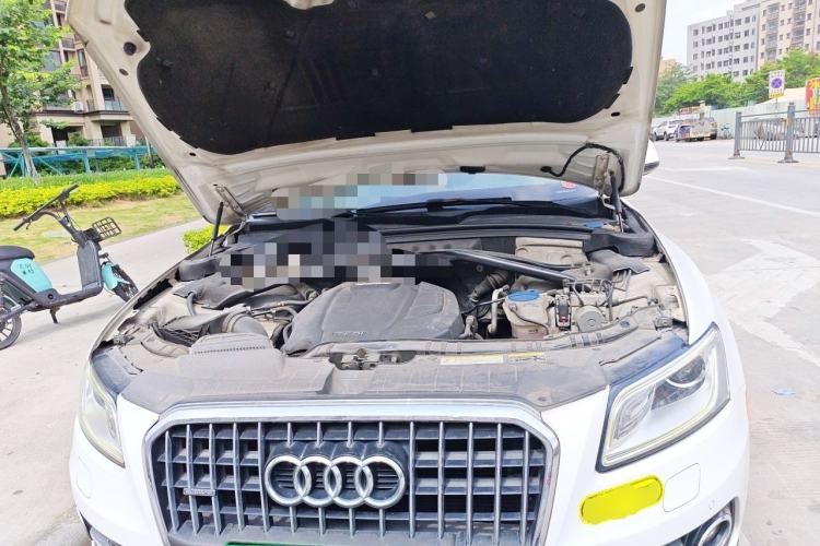 Used Audi Q5 2017 40 TFSI Technology Edition Engine Bay