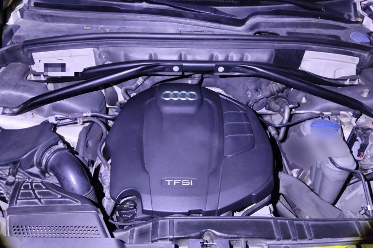 Used Audi Q5 2017 Plus 40 TFSI Technology Model Engine Bay