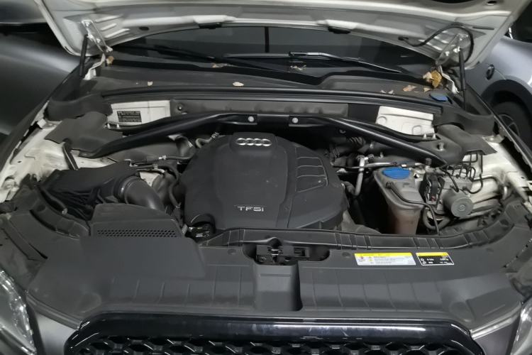 Used Audi Q5 2017 40 TFSI Ambition Edition Engine Bay