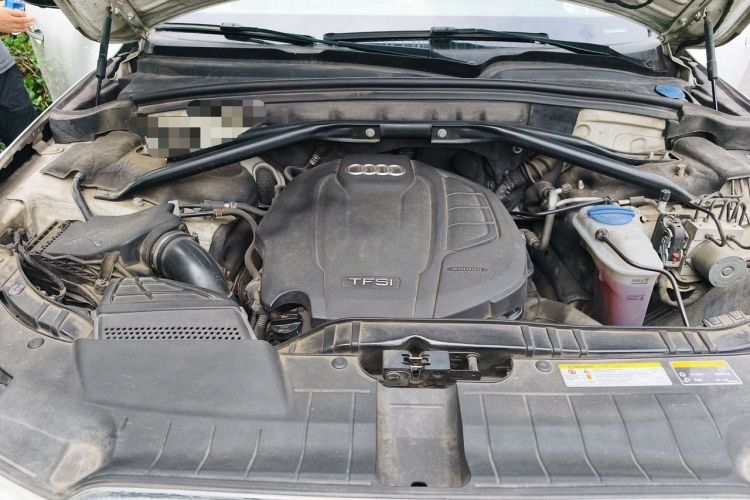Used Audi Q5 2017 Plus 40 TFSI Technology Model Engine Bay