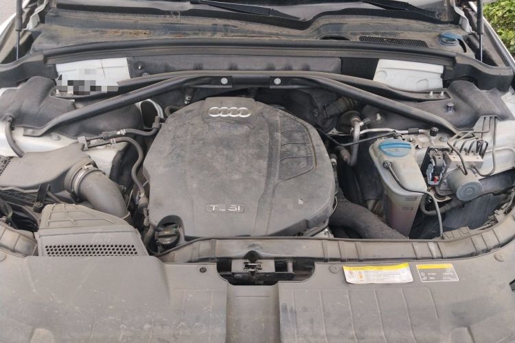 Used Audi Q5 2017 Plus 40 TFSI Technology Model Engine Bay