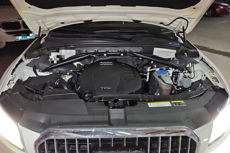 Used Audi Q5 2017 40 TFSI Ambition Edition Engine Bay