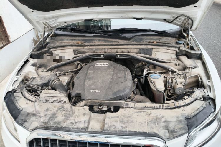 Used Audi Q5 2017 40 TFSI Ambition Edition Engine Bay