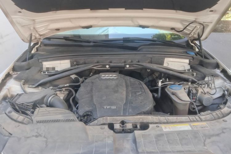 Used Audi Q5 2017 40 TFSI Dynamic Edition Engine Bay