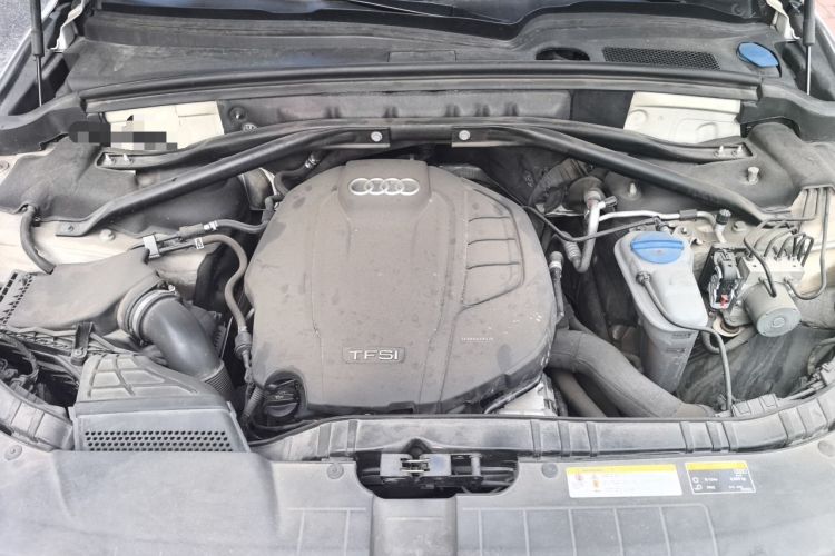 Used Audi Q5 2017 Plus 40 TFSI Technology Model Engine Bay