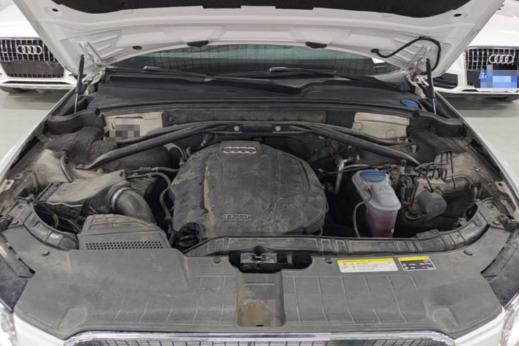 Used Audi Q5 2017 Plus 40 TFSI Technology Model Engine Bay