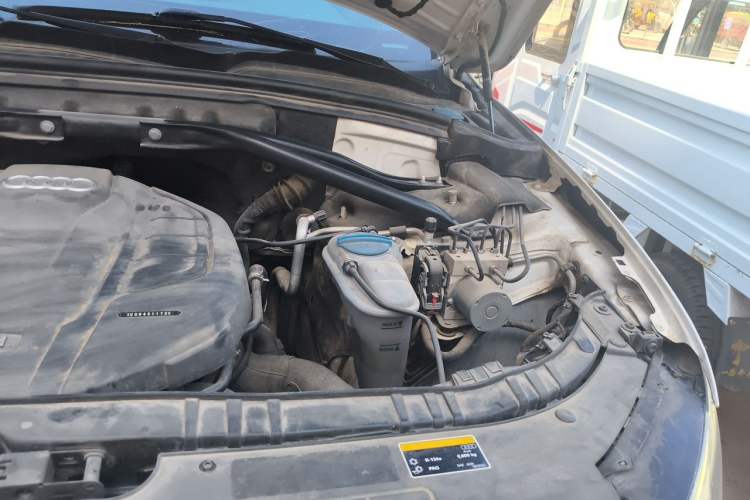 Used Audi Q5 2017 40 TFSI Ambition Edition Engine Bay Left