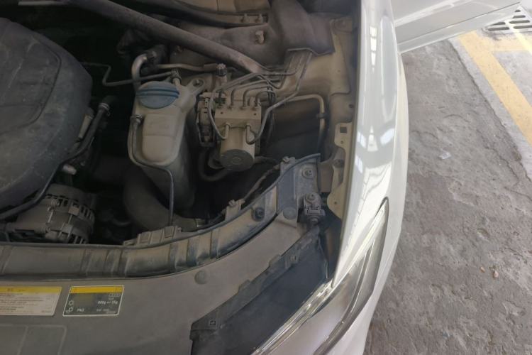 Used Audi Q5 2017 40 TFSI Dynamic Edition Engine Bay Left