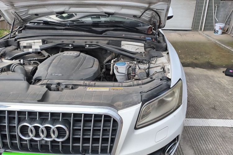 Used Audi Q5 2017 40 TFSI Ambition Edition Engine Bay Left