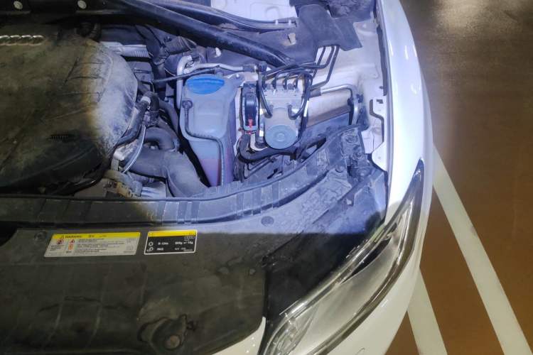Used Audi Q5 2017 40 TFSI Ambition Edition Engine Bay Left