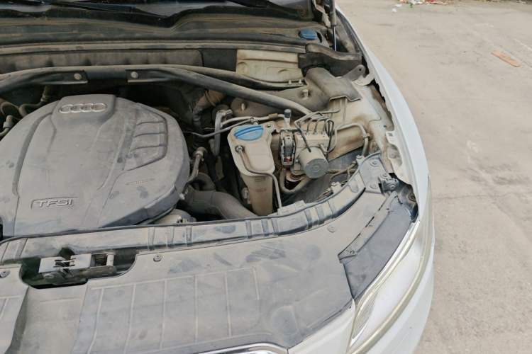 Used Audi Q5 2017 40 TFSI Ambition Edition Engine Bay Left