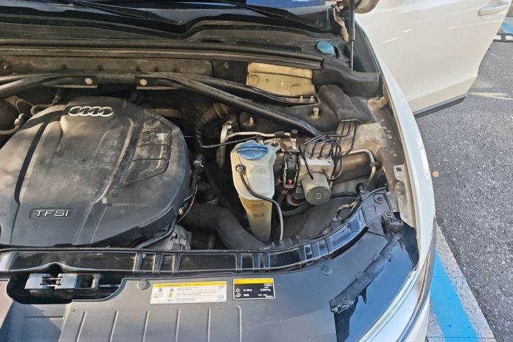 Used Audi Q5 2017 40 TFSI Ambition Edition Engine Bay Left