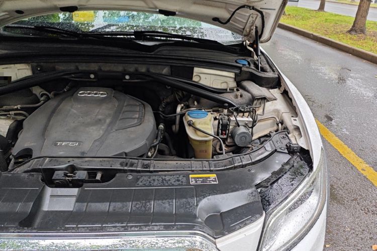 Used Audi Q5 2017 Plus 40 TFSI Technology Model Engine Bay Left