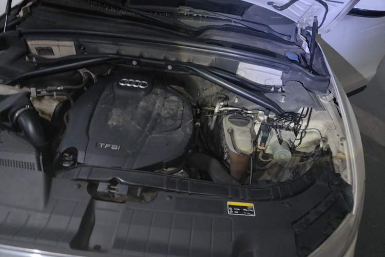 Used Audi Q5 2017 40 TFSI Ambition Edition Engine Bay Left