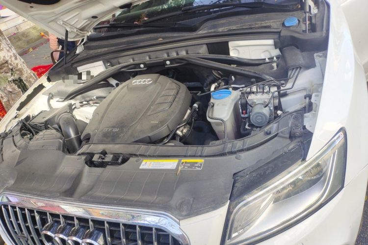 Used Audi Q5 2017 40 TFSI Ambition Edition Engine Bay Left