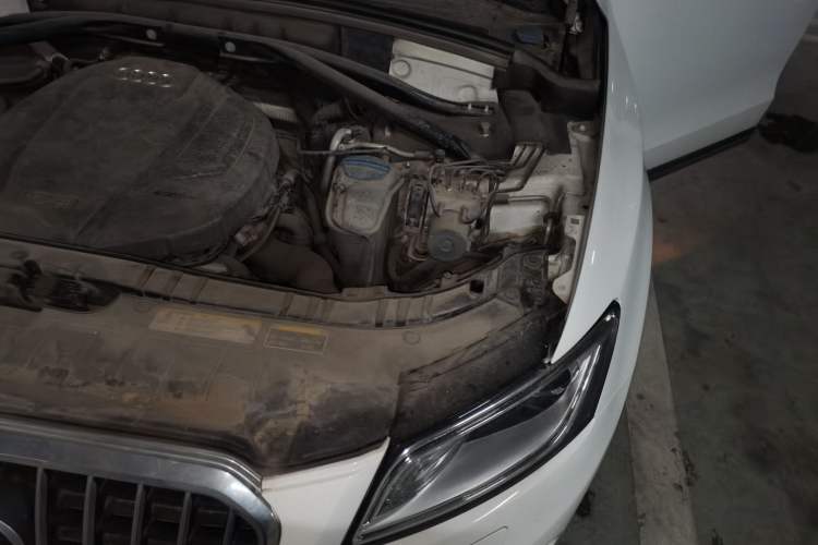Used Audi Q5 2017 40 TFSI Ambition Edition Engine Bay Left