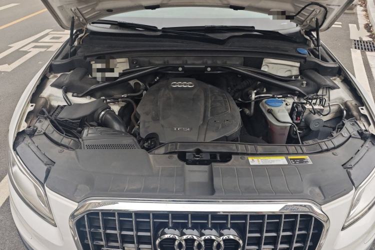Used Audi Q5 2017 Plus 40 TFSI Technology Model Engine Bay